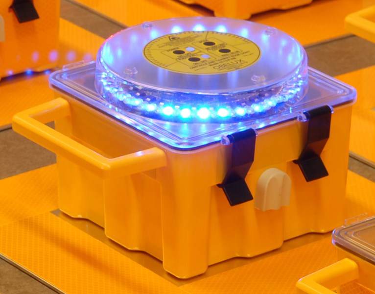 OBELUX_ICAO_Portable_Low-intensity_TypeA_FAA_LED_Aviation_Obstruction_Lights_for_Temporary_Marking002